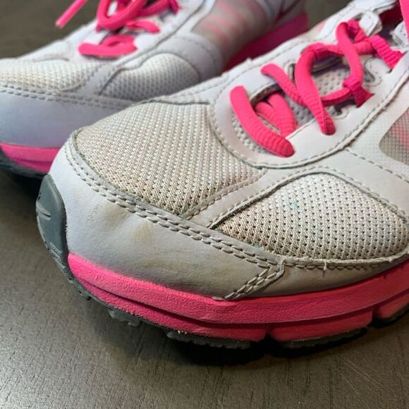 Nike Air Relentless 3 Pink Burgundy Womens Running Shoes | Size 8 - Picture 8 of 8